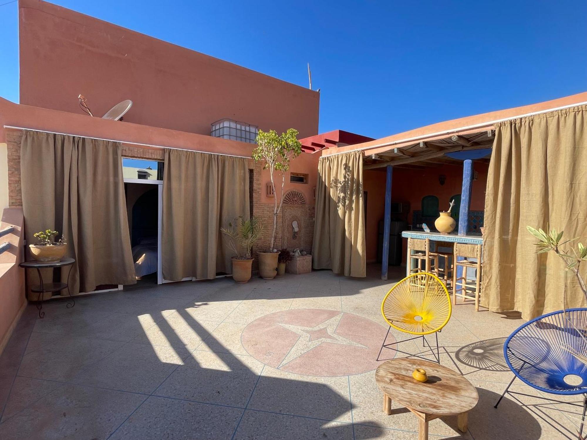 The Rainbow House Apartment Mirleft Exterior photo